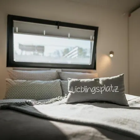 Hausboot Red Pearl 보트호텔