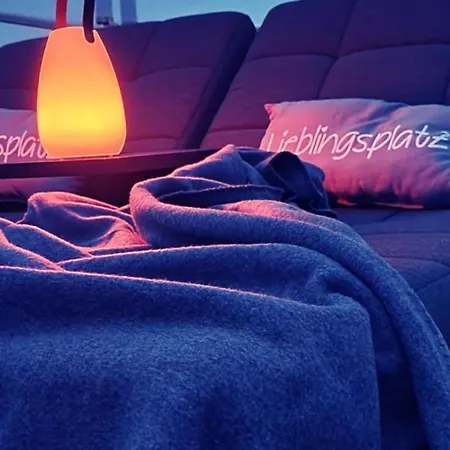 보트호텔 Hausboot Red Pearl 자흐데니크