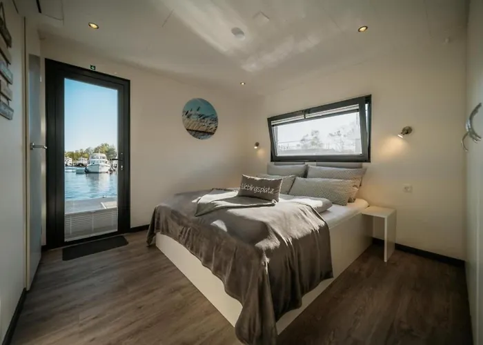 Hausboot Red Pearl تسيهدينك